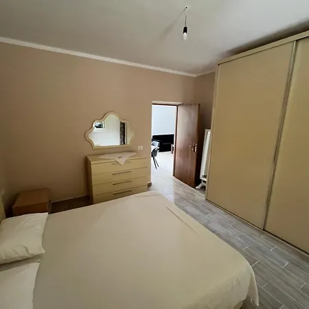 度假居 Emi Bolene Vlorë