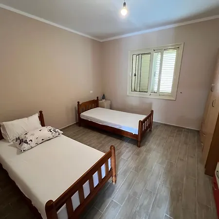 Holiday home Emi Bolene *